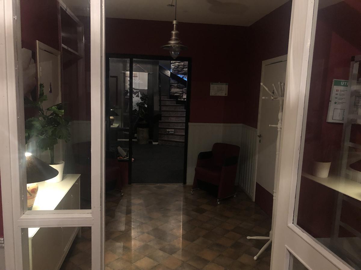 Dentas Hotell Raivi Hoting Exterior foto